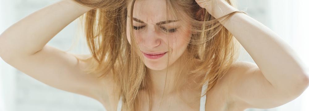 Užitečné tipy a prevence padání vlasů po porodu