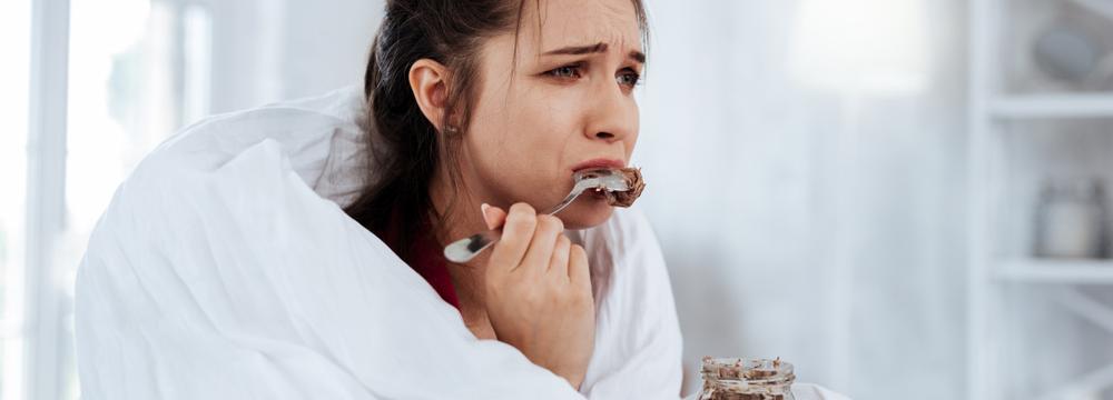 Emociální hlad: Jak bojovat proti jedení z nudy či ze stresu?