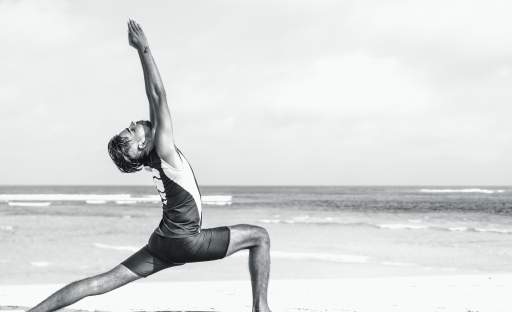 Zvyšte svou vitalitu pravidelnou praxí hatha jógy