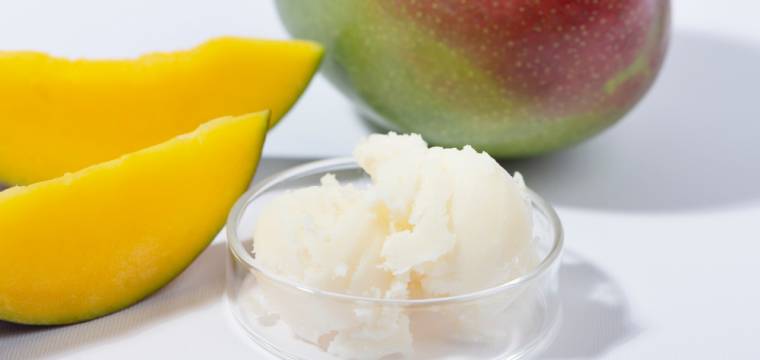 Mangové máslo je skvělým spojencem zimní péče o pleť i tělo