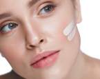 Trik na dokonalé sjednocení pleti pro perfektní make-up