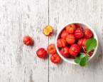 Acerola – jeden z nejlepších zdrojů vitamínu C, který přispívá k normální funkci imunity