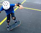 Jak vybrat správnou helmu na skateboard pro děti i dospělé?