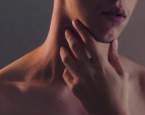 5 nejčastějších příčin bolesti v krku